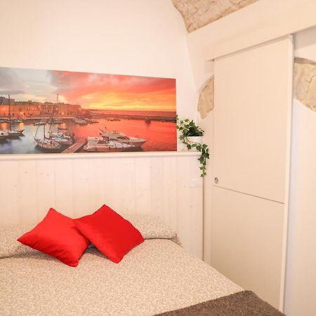 Room 20 - Piccola Camera In Pietra Bianca جيوفيناتسو المظهر الخارجي الصورة