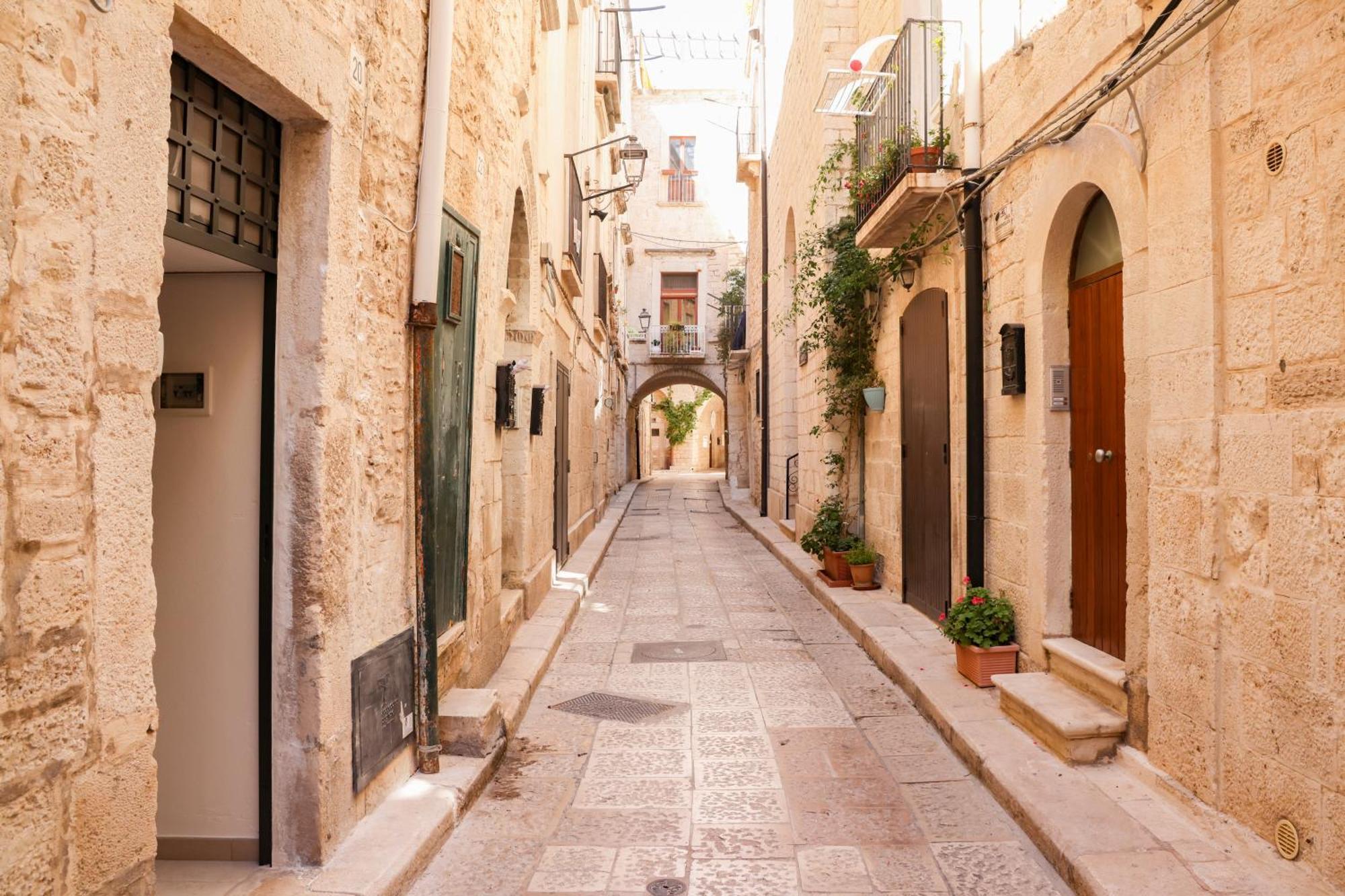 Room 20 - Piccola Camera In Pietra Bianca جيوفيناتسو المظهر الخارجي الصورة
